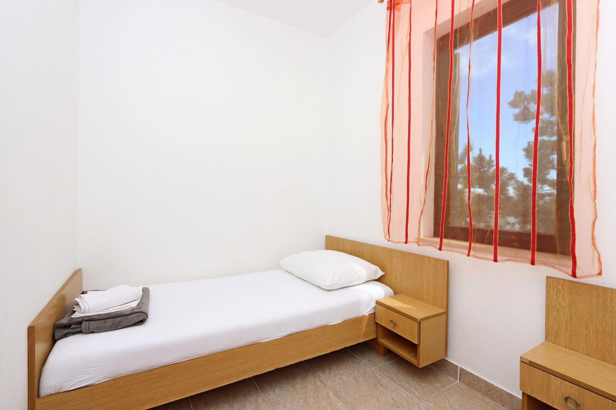 Apartments With A Parking Space Pag - 18345 Паг Екстериор снимка